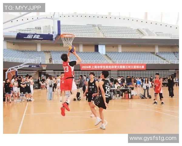 上海篮球队在邀请赛中的强劲表现与战术分析